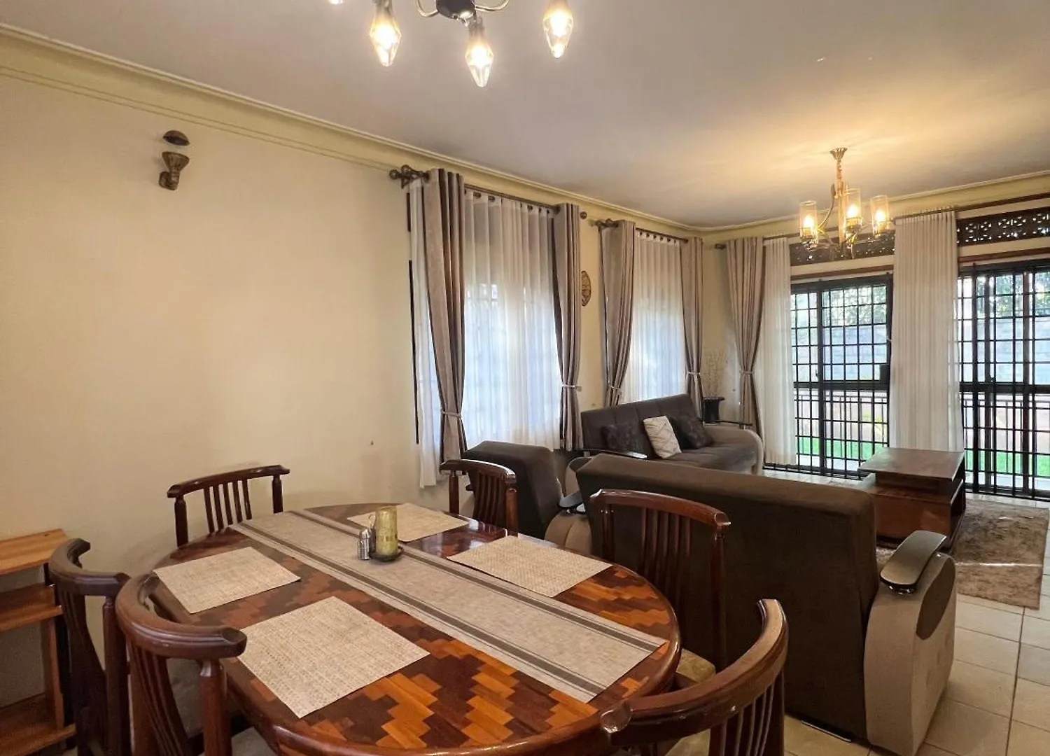3Bedroomed Duplex Stand Alone Buziga Kampala 0*,  Oeganda